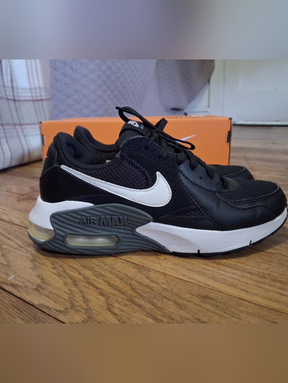 Nike Air Max Excee Black/White/Dark Grey Sneakers Women's Size 6.5